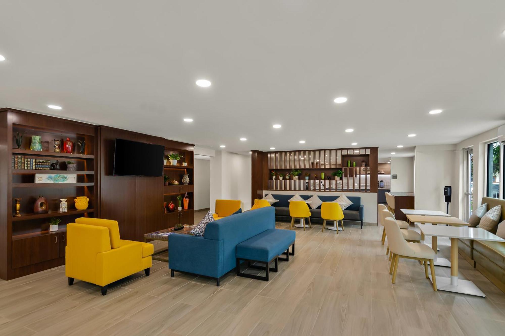 Comfort Inn Conroe Exterior photo